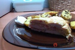 Recipe Savory chicken cake with ham and cheese