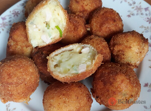 Recipe Homemade potato croquettes with cheese and ham