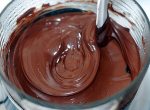 Recipe 3 tips for a chocolate coating that doesn't crack when you cut it