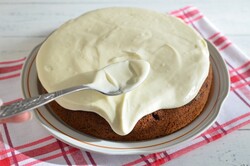 Recipe preparation Healthier type of a dessert - Carrot cake with lemon glaze, step 15