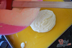 Recipe preparation Fresh orange dessert with whipped cream, step 8