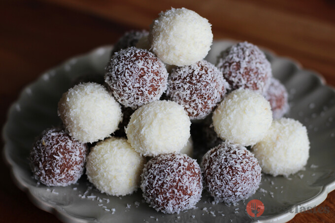 Recipe Christmas unbaked mascarpone balls from 3 ingredients ready in 10 minutes