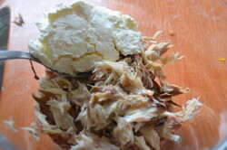 Recipe preparation Smoked mackerel spread with cottage cheese, step 2