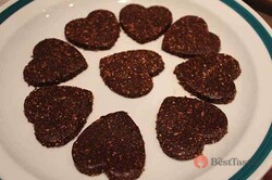 Recipe preparation No-bake, healthy, sugar-free Oreo cookies, step 8