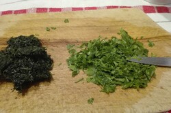 Recipe preparation Traditional tzatziki sauce, step 4