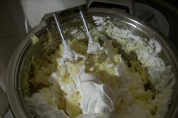 Recipe preparation Soft mini pinwheels filled with vanilla cream, step 2