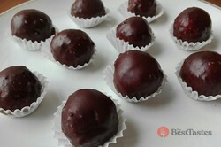 Recipe preparation Perfect coconut bounty chocolate balls, step 1