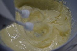 Recipe preparation Delicious moist cake, step 1