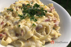Recipe preparation 15-minute pasta made with sour cream and bacon, step 7