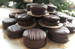 Recipe preparation Honey rounds: The tastiest Christmas cookies covered in chocolate, step 6