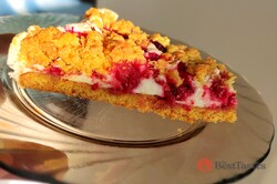 Recipe Grated raspberry dessert with pudding