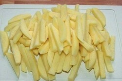 Recipe preparation Crispy fries with no oil, step 1