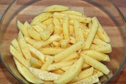 Recipe preparation Crispy fries with no oil, step 3