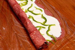 Recipe preparation Salami canapes ready in 5 minutes, step 6