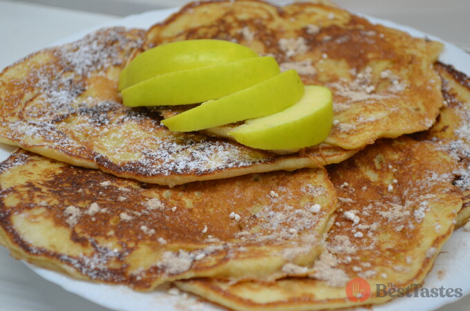 Recipe Tasty apple pancakes