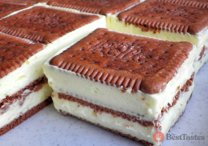 Recipe Unbaked butter biscuit slices with pudding cream