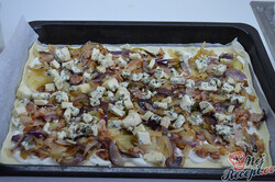 Recipe preparation Puff pastry onion pie, step 2
