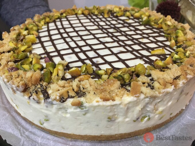 Recipe No-bake pistachio cheesecake