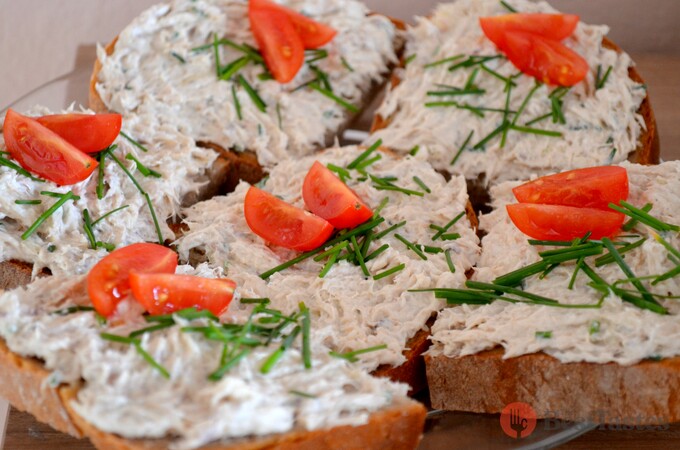 Recipe Smoked mackerel spread with cottage cheese