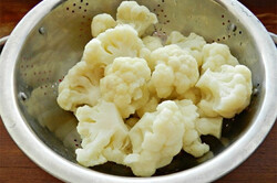 Recipe preparation The best way to prepare cauliflower without frying, step 2
